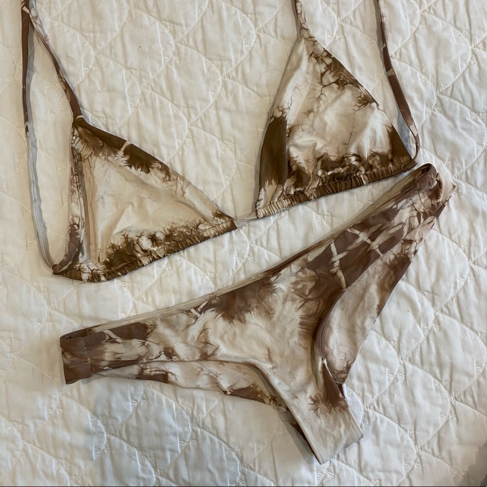 Frankie’s Bikini Set